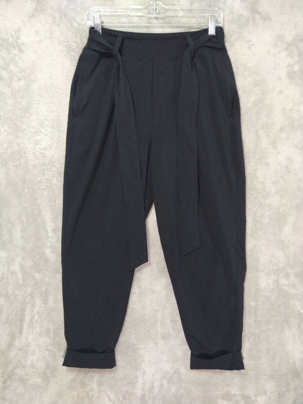 Athleta Pants Womens 8 Black Cardiff Mid Rise Pull On Cuffed Belted Stretch